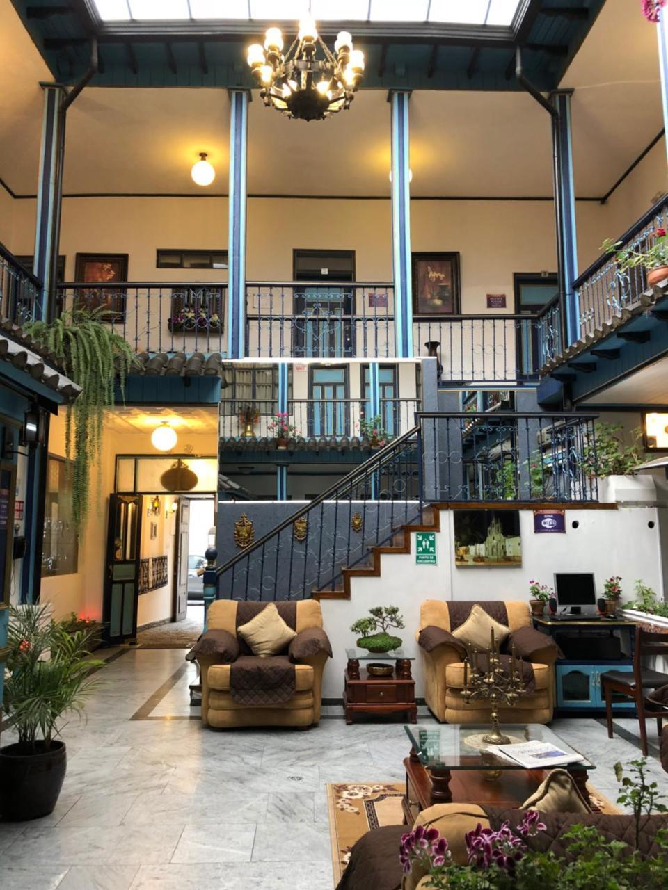 Hotel Montecarlo Riobamba Kültér fotó